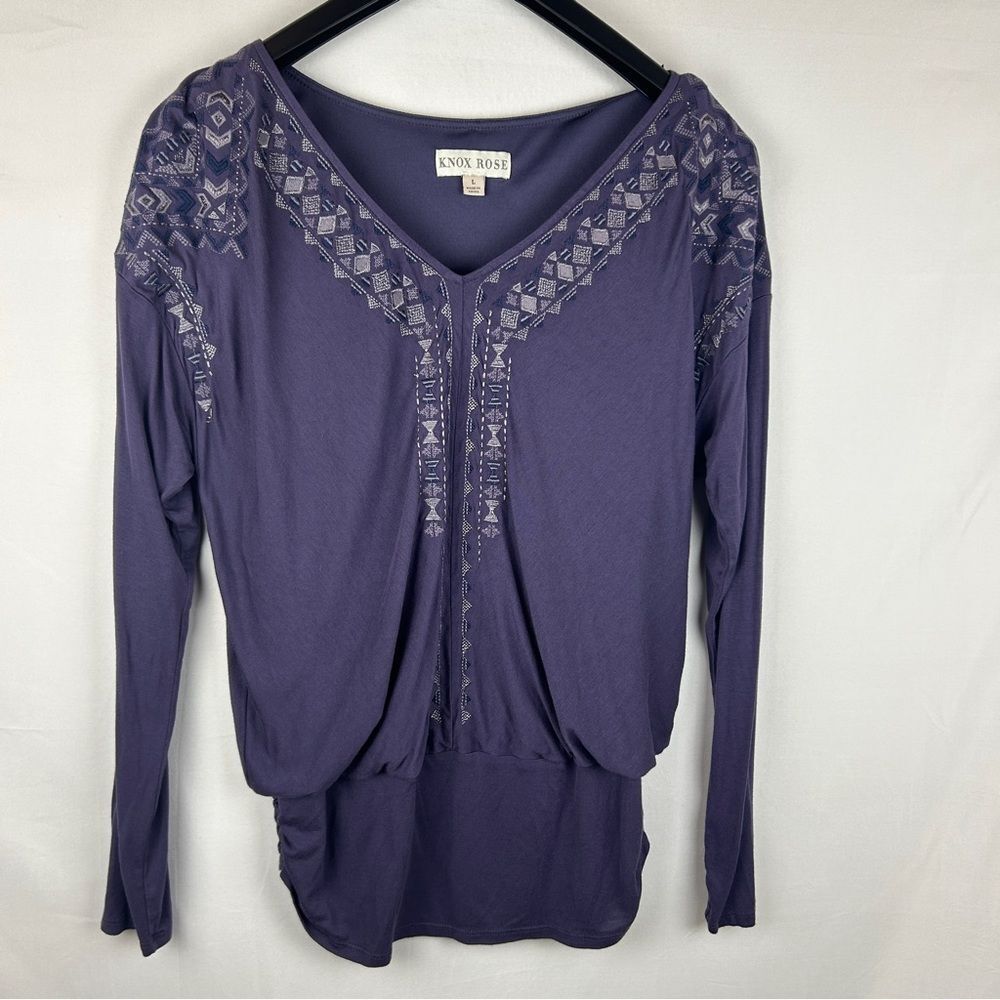 Knox Rose long sleeve cuffed hip embroidered Vneck blouse top L boho Chic